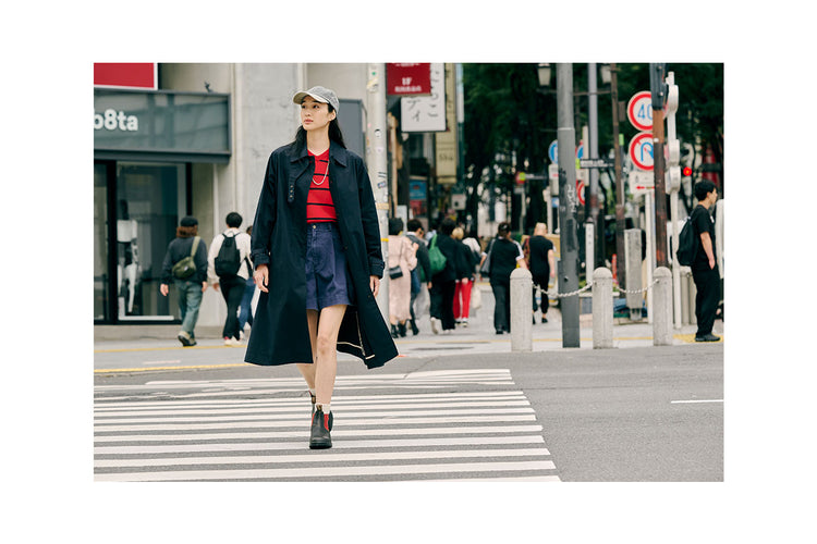 Blundstone #2500 Brown Leather with Crimson Elastic